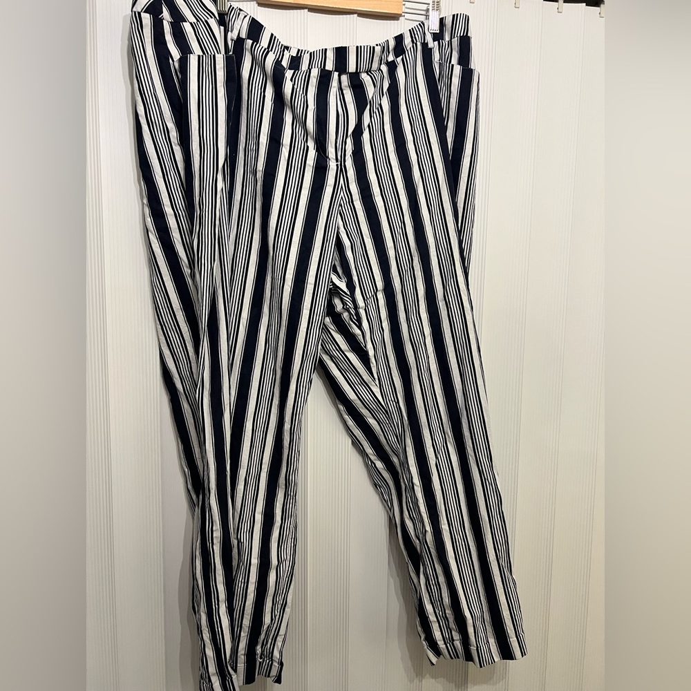White/Navy striped wide leg pants
